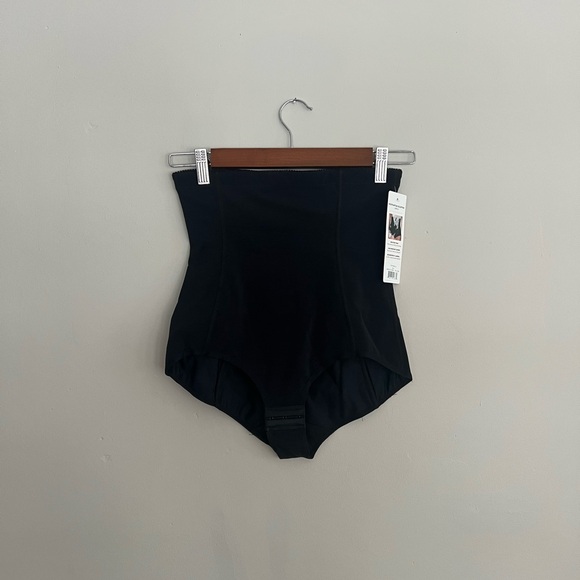 NWT Belly Bandit Postpartum Sculpting Girdle size small - Picture 2 of 9